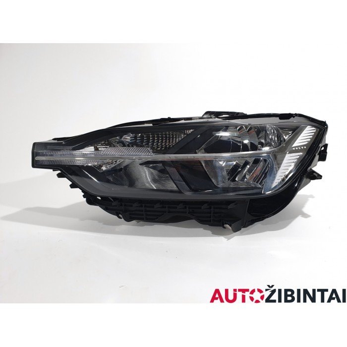 VOLVO XC60 II (246) Headlight