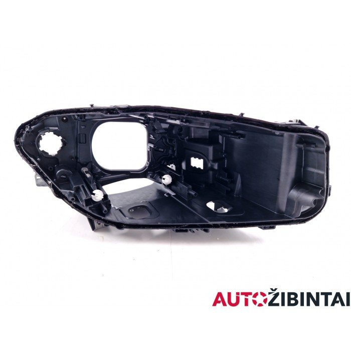 BMW 5 Series (F10) Headlight housing (Su klijais)